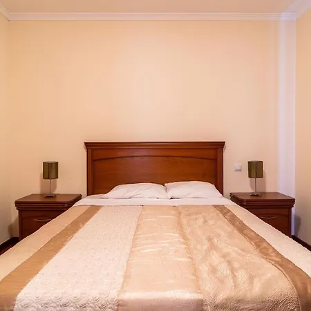 Apartment Ferienwohnung Fuer 4 Personen Ca 110 Qm In Canico, Madeira Ostkueste Von Madeira *